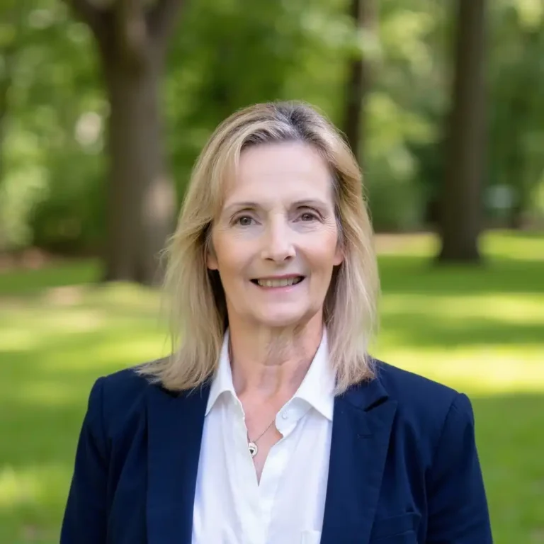 Vicki Farley, licensed independent insurance agent helping families with life insurance and financial protection